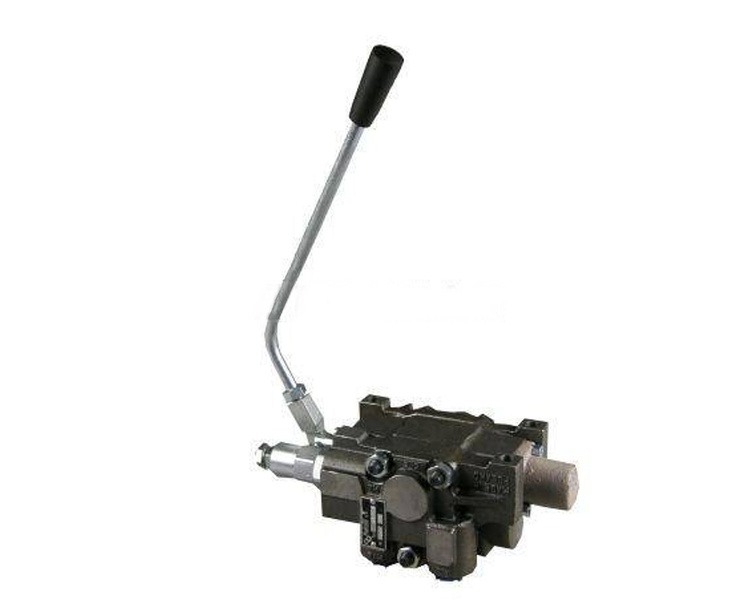 Rozdzielacz hydrauliczny dwusekcyjny 4514 4514 7021634M91 MF4 